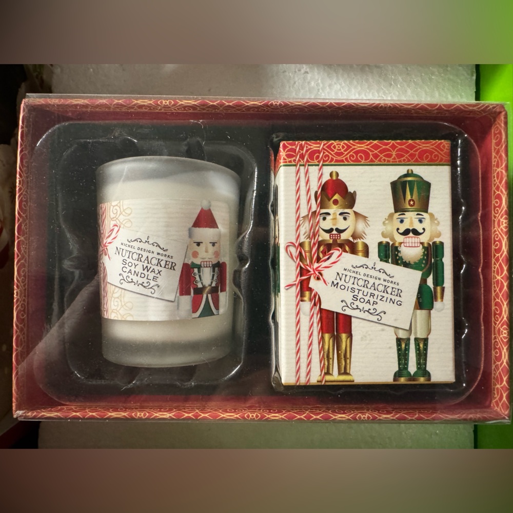 Michel Design Works Christmas Nutcracker Suite Soy Candle & Soap Gift Set New